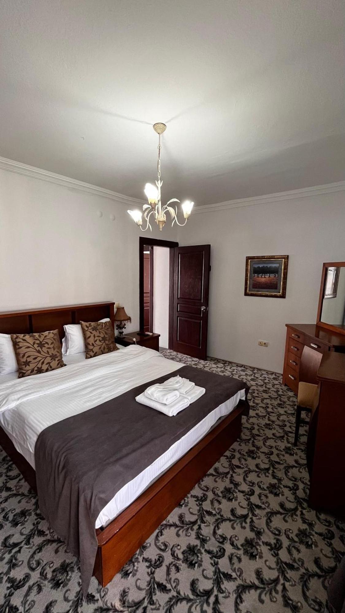 Foca Antik Otel Екстериор снимка