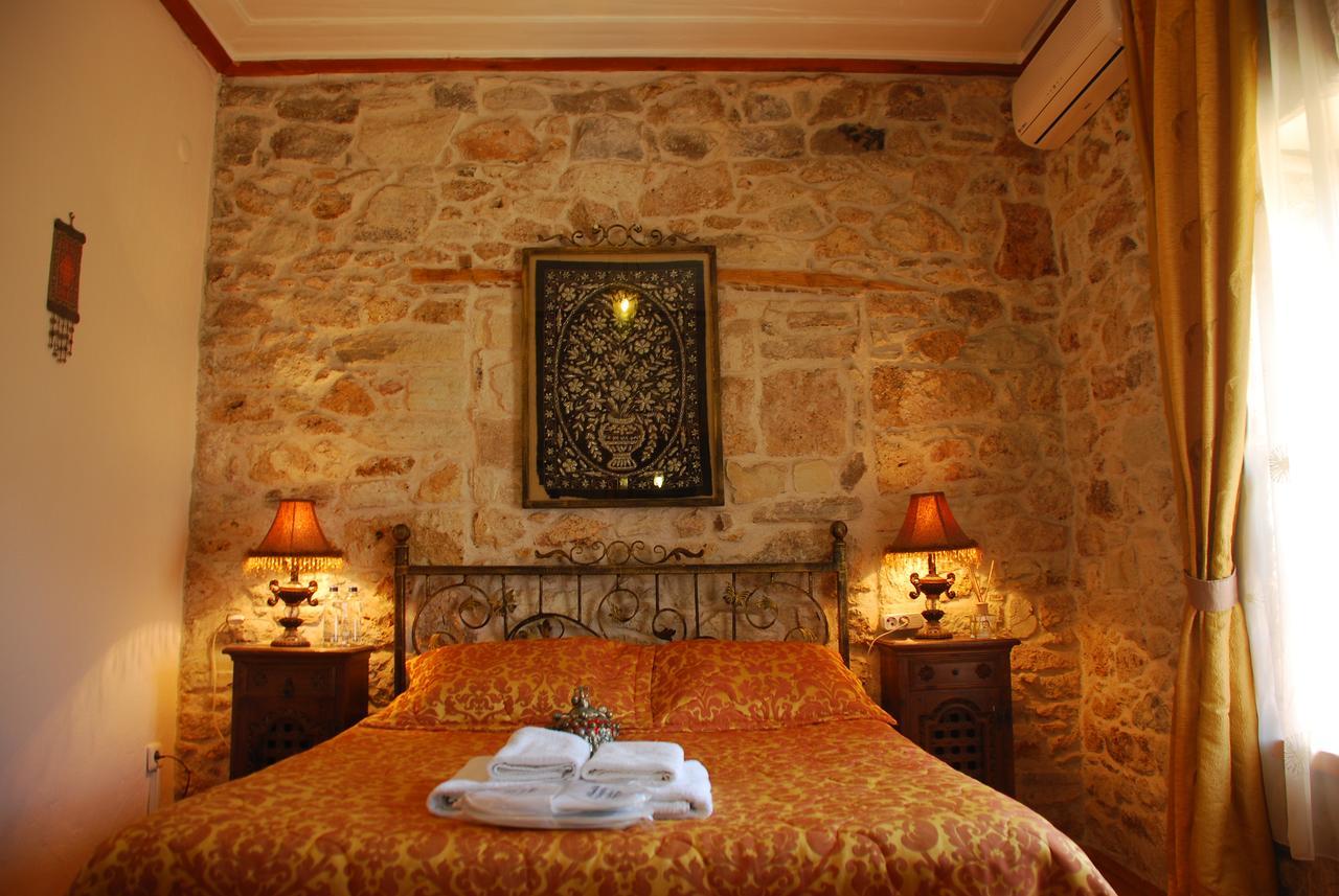 Foca Antik Otel Екстериор снимка