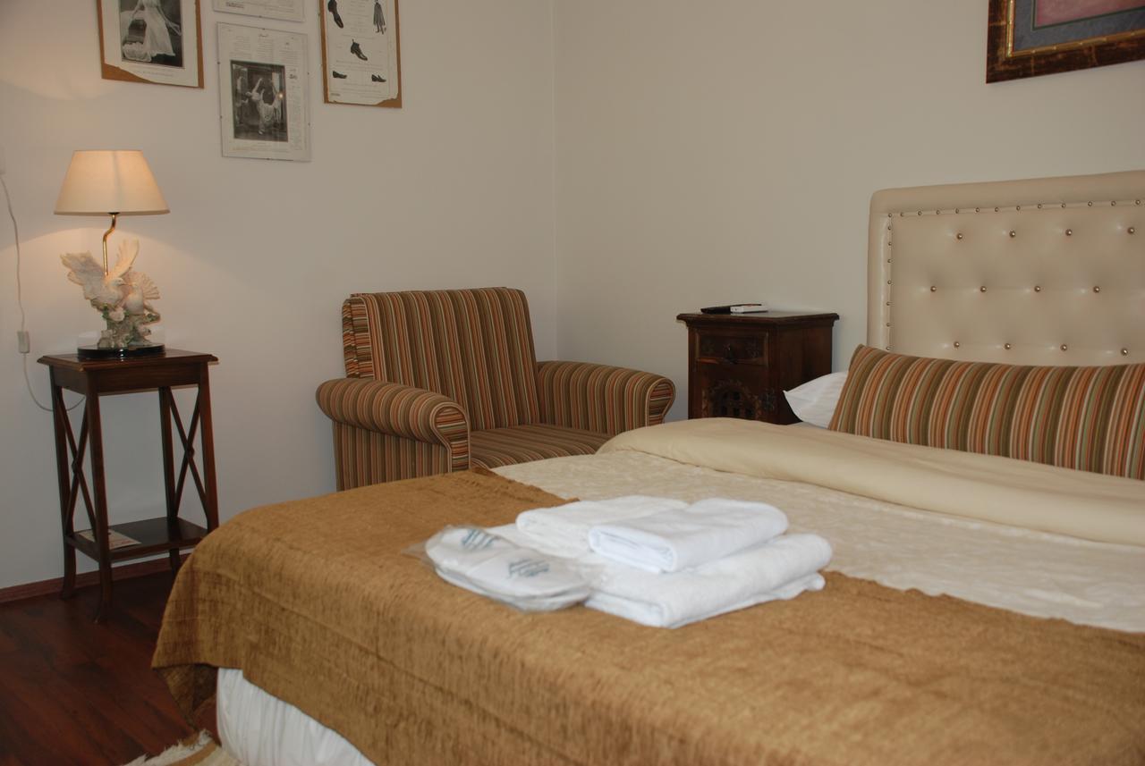 Foca Antik Otel Екстериор снимка