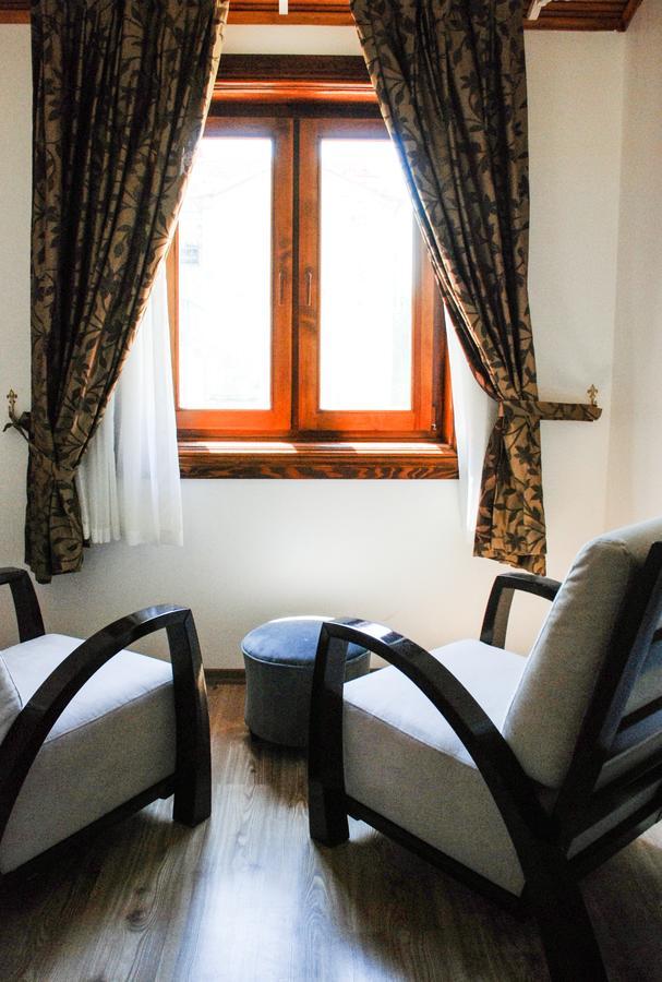 Foca Antik Otel Екстериор снимка