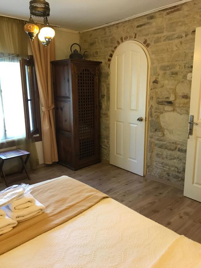 Foca Antik Otel Екстериор снимка