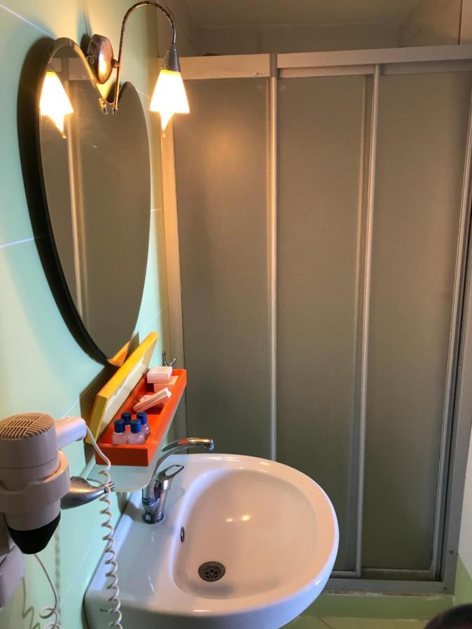 Foca Antik Otel Екстериор снимка