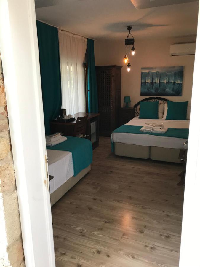 Foca Antik Otel Екстериор снимка